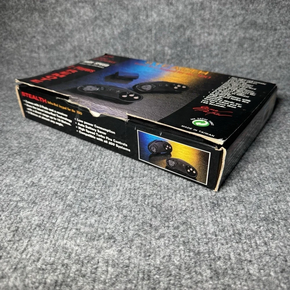 Stealth Infra-Red Joypad‎ Controller for the Panasonic 3DO Complete in Box